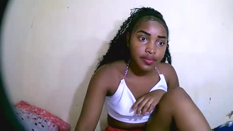 Snapshot of sylviasexy27 chatting on December 4, 2024, 2:59 pm sylviasexy27 online show from December 4, 2024, 2:59 pm