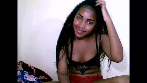 Snapshot of sylviasexy27 chatting on January 1, 2025, 10:46 pm sylviasexy27 online show from January 1, 2025, 10:46 pm