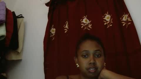 Snapshot of syndiedesiles chatting on November 6, 2025, 5:58 pm syndiedesiles online show from November 6, 2025, 5:58 pm