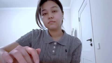 Snapshot of synthiahenneberger chatting on March 3, 2026, 4:46 pm Sitney online show from March 3, 2026, 4:46 pm