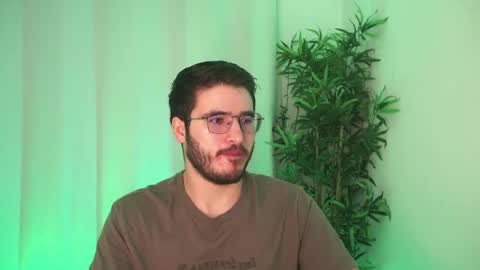 Snapshot of t0ny_wylie chatting on April 25, 2026, 1:52 pm t0ny_wylie online show from April 25, 2026, 1:52 pm