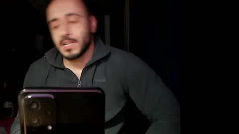 Snapshot of t_huracane chatting on January 11, 2025, 4:46 pm Huracane online show from January 11, 2025, 4:46 pm