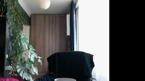 Snapshot of t_huracane chatting on January 15, 2025, 8:09 am Huracane online show from January 15, 2025, 8:09 am