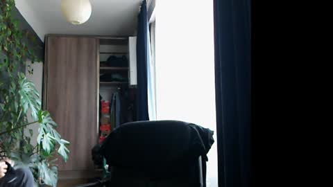 Snapshot of t_huracane chatting on January 27, 2025, 7:35 am Huracane online show from January 27, 2025, 7:35 am