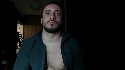 Snapshot of t_huracane chatting on February 3, 2025, 6:17 pm Huracane online show from February 3, 2025, 6:17 pm