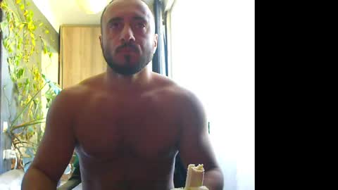 Snapshot of t_huracane chatting on October 16, 2025, 10:49 am Huracane online show from October 16, 2025, 10:49 am