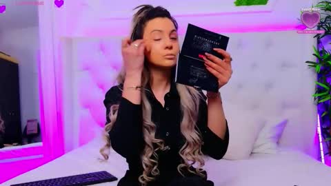 Arianna online show from February 25, 2026, 1:32 pm