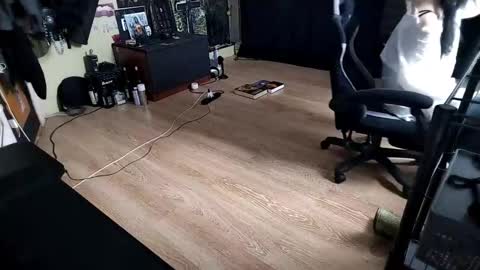 Lina online show from February 19, 2026, 11:06 am