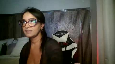 yameil online show from April 21, 2026, 7:47 am