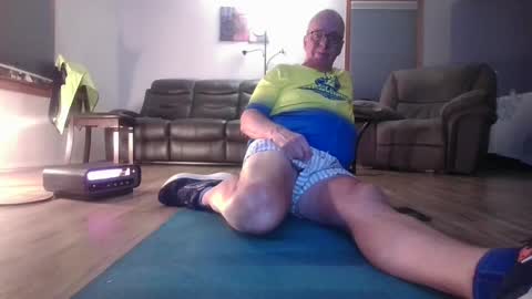 tacrunner66_ online show from October 14, 2025, 1:56 pm