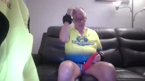 Snapshot of tacrunner66_ chatting on February 13, 2026, 2:57 pm tacrunner66_ online show from February 13, 2026, 2:57 pm