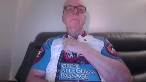tacrunner66_ online show from May 19, 2026, 2:34 pm