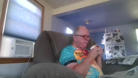 tacrunner66_ online show from June 21, 2026, 9:39 pm