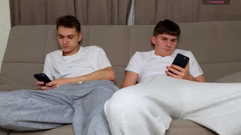 Alex online show from December 15, 2025, 6:34 pm