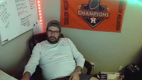 Snapshot of taintnuzzler_13 chatting on February 13, 2025, 12:46 am TaintNuzzler online show from February 13, 2025, 12:46 am