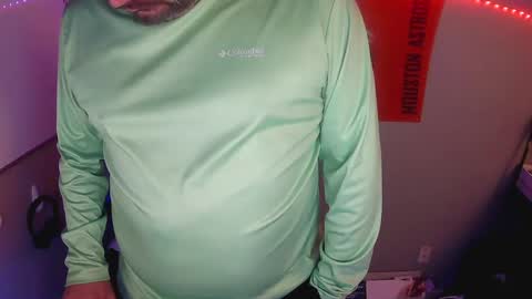 Snapshot of taintnuzzler_13 chatting on February 17, 2025, 12:48 pm TaintNuzzler online show from February 17, 2025, 12:48 pm