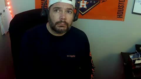 Snapshot of taintnuzzler_13 chatting on February 21, 2025, 7:01 am TaintNuzzler online show from February 21, 2025, 7:01 am