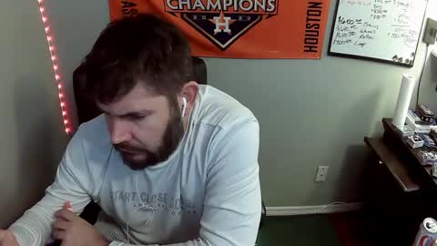 Snapshot of taintnuzzler_13 chatting on September 9, 2025, 2:11 am TaintNuzzler online show from September 9, 2025, 2:11 am