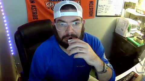 Snapshot of taintnuzzler_13 chatting on September 24, 2025, 5:00 am TaintNuzzler online show from September 24, 2025, 5:00 am