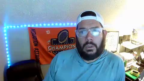 Snapshot of taintnuzzler_13 chatting on September 24, 2025, 6:44 pm TaintNuzzler online show from September 24, 2025, 6:44 pm