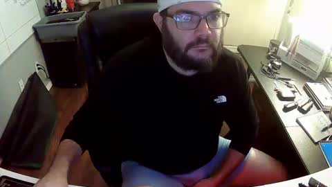 Snapshot of taintnuzzler_13 chatting on November 4, 2025, 11:09 am TaintNuzzler online show from November 4, 2025, 11:09 am