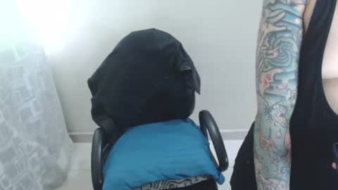 Snapshot of taissa_farmigga_vera chatting on October 13, 2025, 9:37 pm Juli online show from October 13, 2025, 9:37 pm