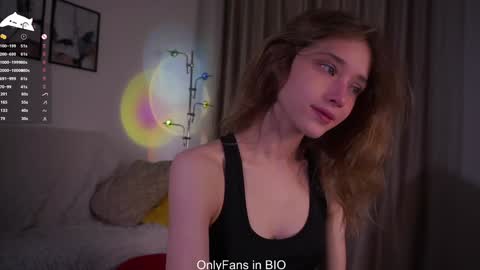 Snapshot of taitehambelton chatting on January 16, 2026, 1:53 am Mia online show from January 16, 2026, 1:53 am