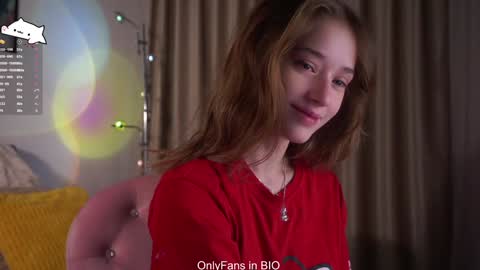 Snapshot of taitehambelton chatting on January 18, 2026, 1:20 am Mia online show from January 18, 2026, 1:20 am