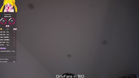 Snapshot of taitehambelton chatting on February 15, 2026, 7:51 am Mia online show from February 15, 2026, 7:51 am