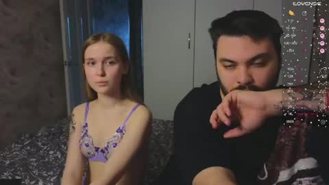 taiti_fox_cub online show from May 17, 2026, 3:19 pm