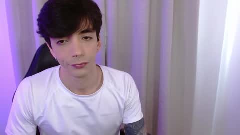 takeru___ online show from November 8, 2025, 11:10 am