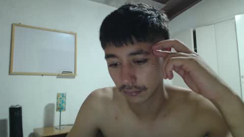 Snapshot of talhi_ chatting on December 29, 2024, 1:45 am talhi_ online show from December 29, 2024, 1:45 am