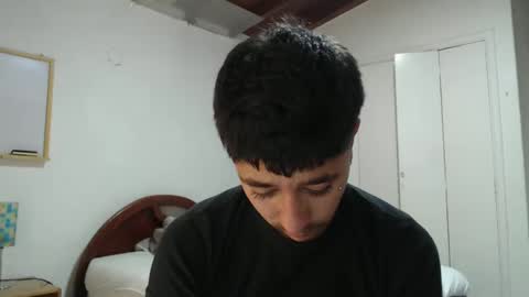 Snapshot of talhi_ chatting on December 29, 2024, 2:10 pm talhi_ online show from December 29, 2024, 2:10 pm