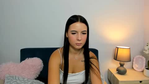 taliasensitive online show from September 9, 2025, 3:22 pm