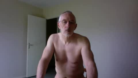 Snapshot of taliesin4321 chatting on May 5, 2026, 6:43 am Jack Pierrot online show from May 5, 2026, 6:43 am