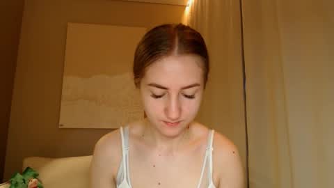 Snapshot of taliiyafiredream chatting on January 13, 2025, 6:06 am Kira online show from January 13, 2025, 6:06 am