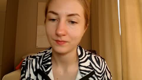 Snapshot of taliiyafiredream chatting on February 11, 2025, 12:05 pm Kira online show from February 11, 2025, 12:05 pm