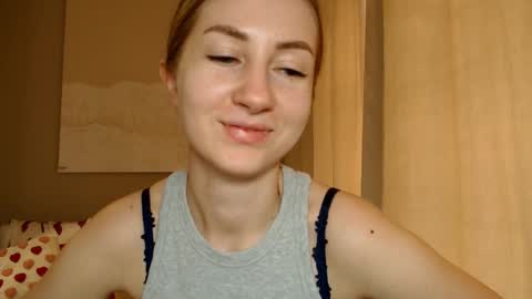 Snapshot of taliiyafiredream chatting on February 15, 2025, 8:54 am Kira online show from February 15, 2025, 8:54 am