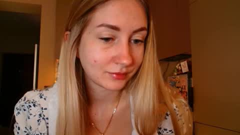  Kira  online show from March 9, 2026, 6:28 am