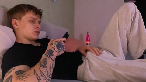 Snapshot of talkinghead7 chatting on October 28, 2025, 5:48 pm Colin online show from October 28, 2025, 5:48 pm