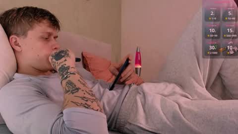 Snapshot of talkinghead7 chatting on October 30, 2025, 8:20 pm Colin online show from October 30, 2025, 8:20 pm