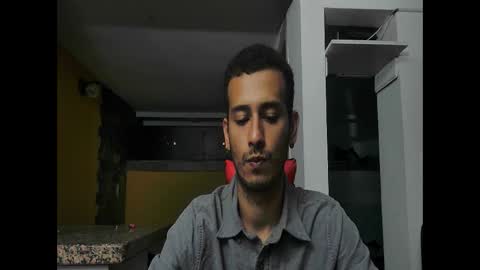 Snapshot of talktome4 chatting on March 24, 2026, 6:07 am talktome4 online show from March 24, 2026, 6:07 am