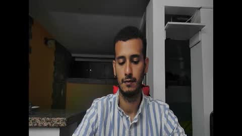 Snapshot of talktome4 chatting on May 19, 2026, 9:10 pm talktome4 online show from May 19, 2026, 9:10 pm
