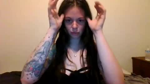 Snapshot of talktomenicely_ chatting on March 20, 2026, 8:19 am Lily Rhoades online show from March 20, 2026, 8:19 am