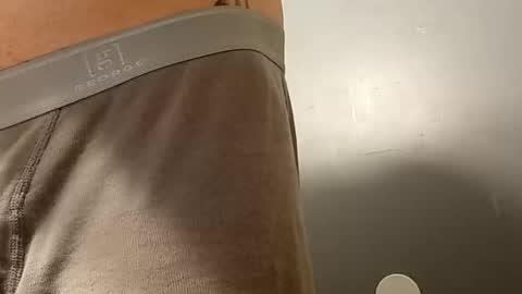 Snapshot of tallcleancuthung chatting on April 27, 2026, 12:47 pm Tallcleancuthung online show from April 27, 2026, 12:47 pm