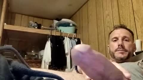 Snapshot of tallcleancuthung chatting on July 4, 2026, 11:33 pm Tallcleancuthung online show from July 4, 2026, 11:33 pm