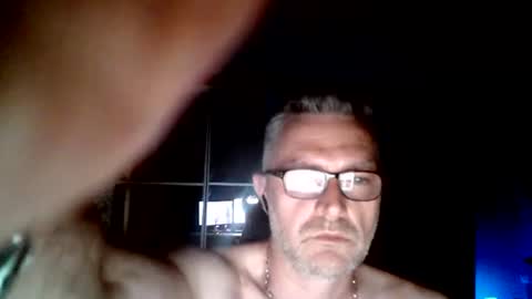 tallguyin online show from June 20, 2026, 11:40 pm