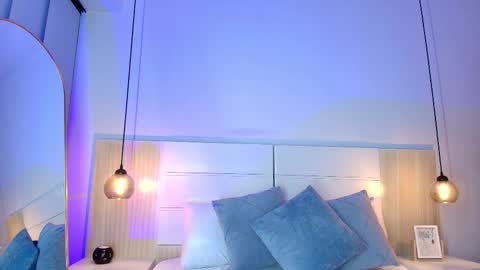 Tamara  online show from December 21, 2025, 12:23 pm