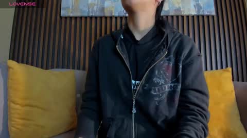 Tamy  online show from March 5, 2025, 12:22 pm