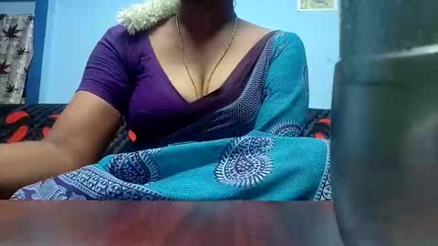 Snapshot of tamilmadhi520 chatting on April 29, 2026, 6:03 pm tamilmadhi520 online show from April 29, 2026, 6:03 pm